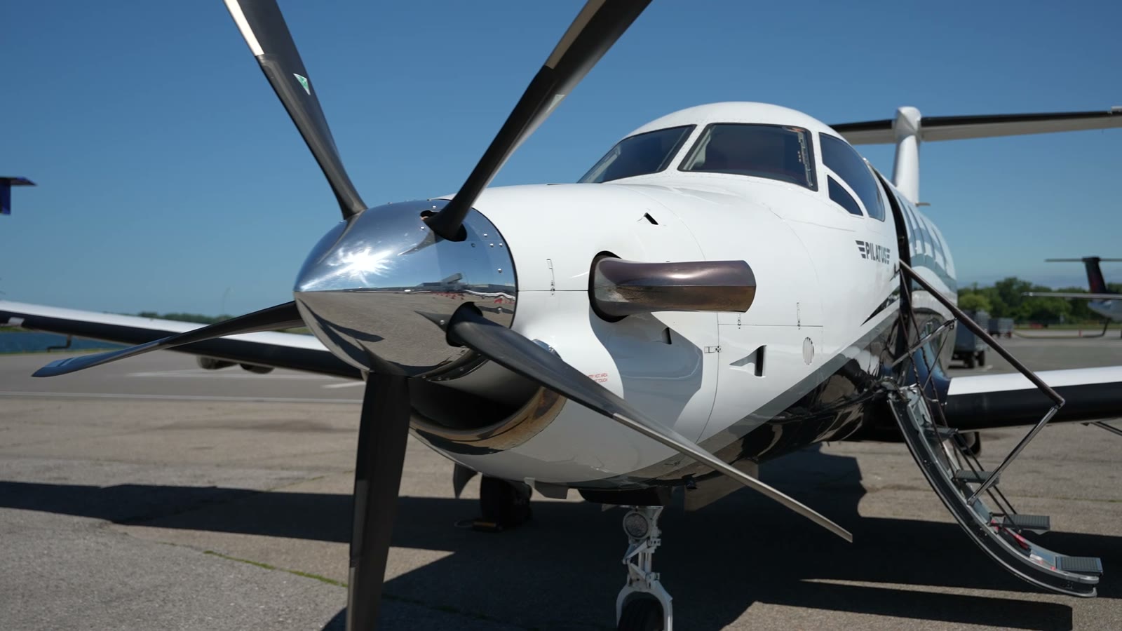 The PC-12 nose-on: four-blade propeller and polished spinner